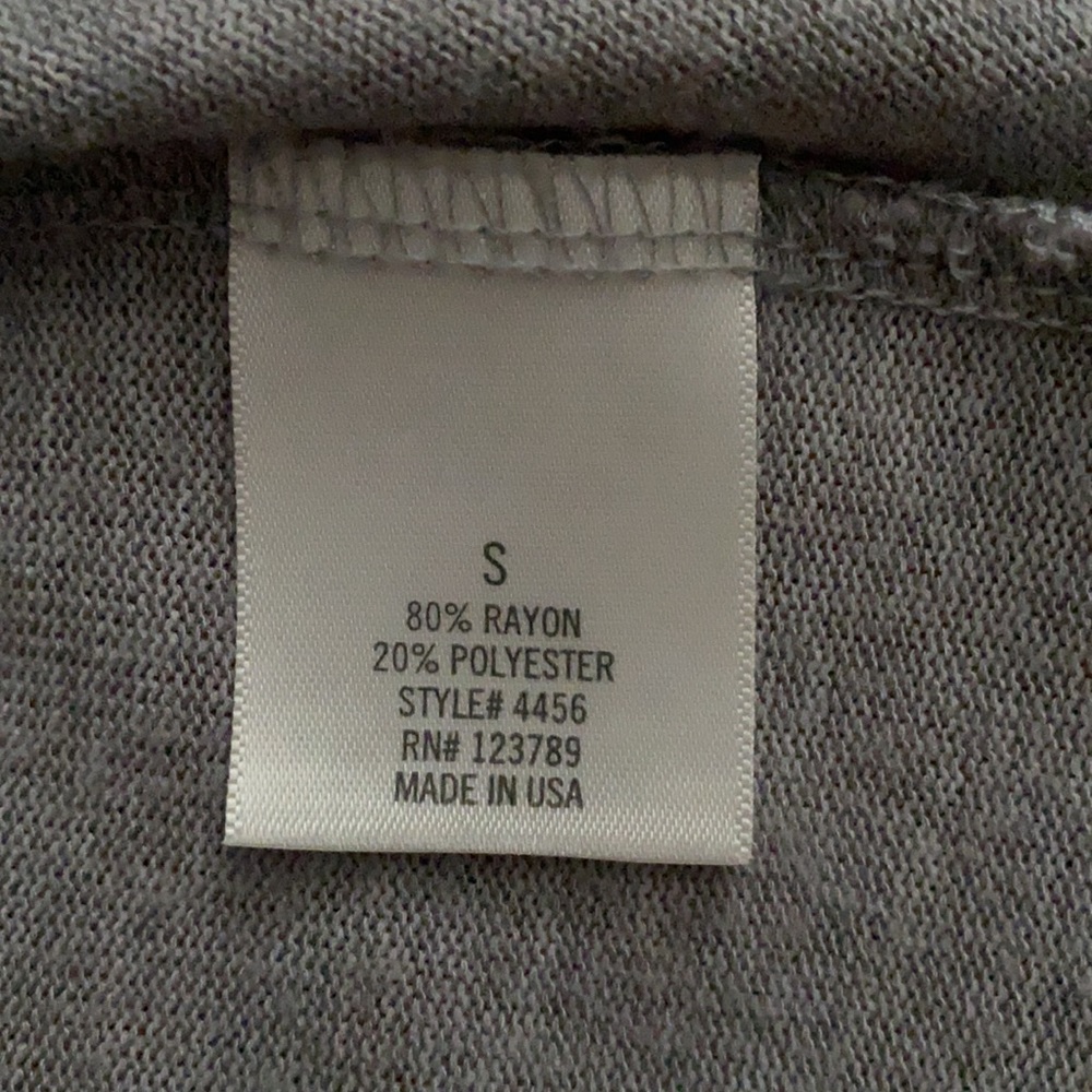 Grey Tank - Picture 3 of 3